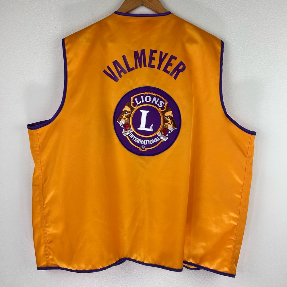 Lions Club International Vest with Pins Men’s Size XL - Picture 2 of 8